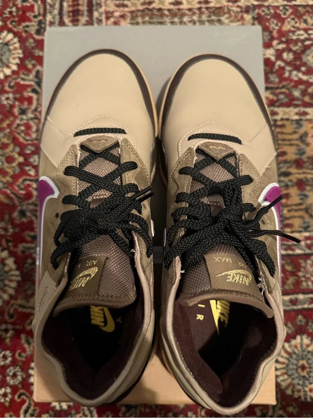 Nike LeBron 18 Low Atmos Viotech - Low-Top Sneakers with Gum Outsole